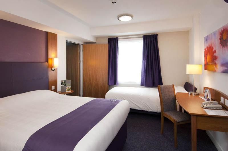 Premier Inn Hinckley Extérieur photo